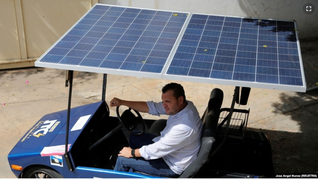 2022 09 11 In Venezuela Innovators Promote Solar powered Electric 
