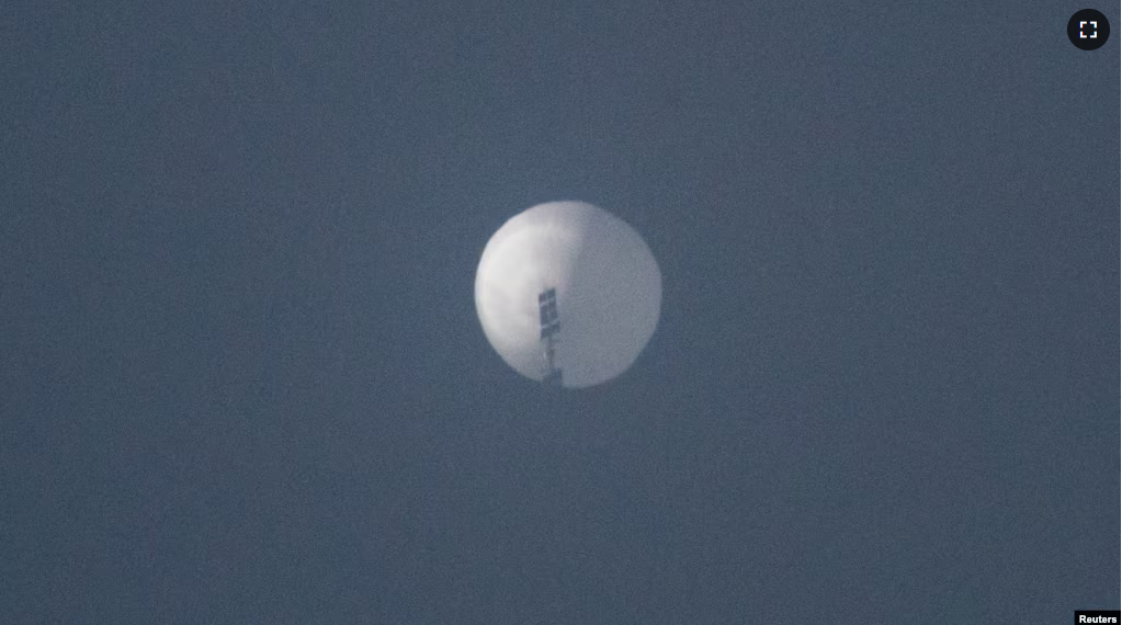 A balloon flies in the sky over Billings, Montana, U.S. February 1, 2023 in this picture obtained from social media. (Chase Doak/via REUTERS)