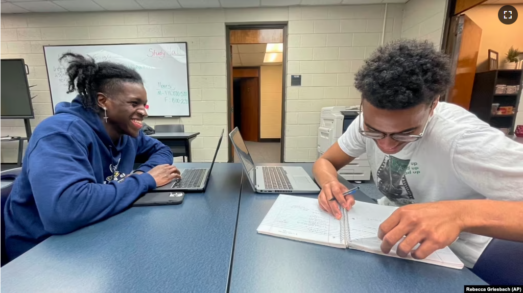 Antonio Davis, left, studies with a classmate in Chattahoochee Valley Community College's new advising center, Feb. 23, 2023, in Phenix City, Ala. (Rebecca Griesbach/Press-Register via AP)