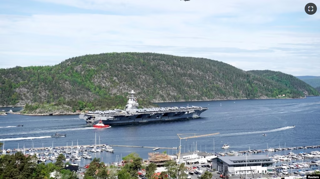 The U.S. aircraft carrier USS Gerald R. Ford on its way into the Oslo Fjord, at Drobak, Moss, Norway, May 24, 2023. (Stian Lysberg Solum/NTB/via REUTERS )