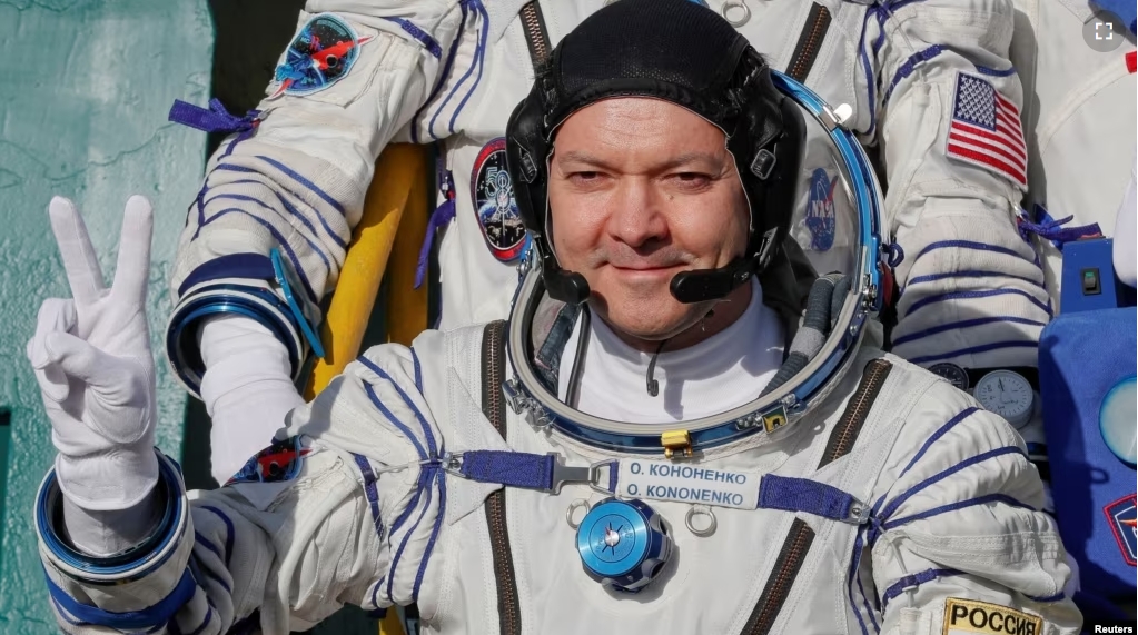 FILE - International Space Station (ISS) crew member Oleg Kononenko of Russia boards the Soyuz MS-11 spacecraft for launch at the Baikonur Cosmodrome, Kazakhstan December 3, 2018. (REUTERS/Shamil Zhumatov/Pool)