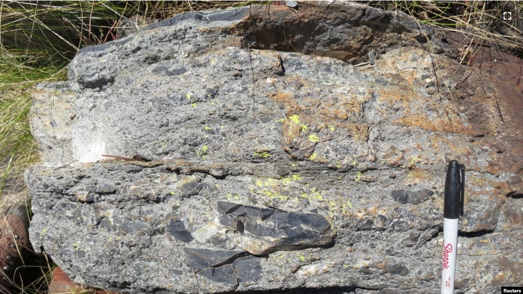 A bed of rock showing chunks of ripped up seafloor dating back to about 3.26 billion years ago. seen in a region called the Barberton Greenstone Belt in northeastern South Africa in this undated photograph. (Nadja Drabon/Handout via REUTERS)