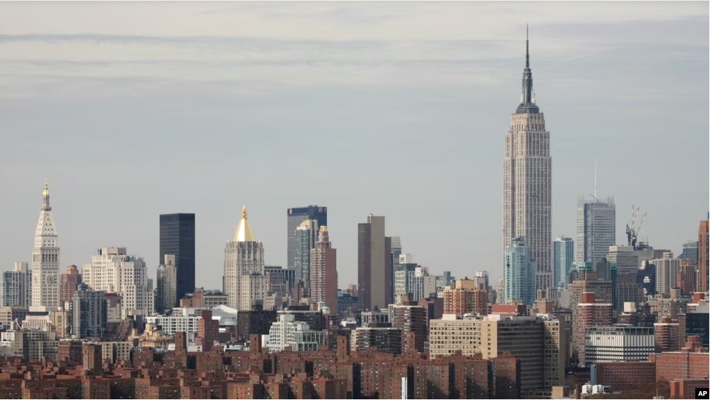 The Lower East Side of New York City is shown in this Nov. 12, 2008 file photo. The Empire State building is at right. (AP Photo/Mark Lennihan, File)